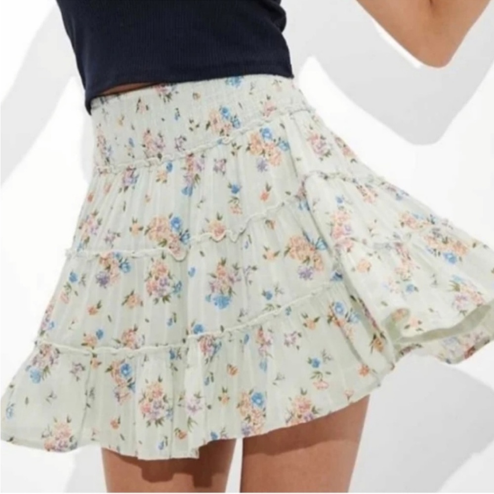 🌸3/$25 AE American Eagle Mint Green Floral Tiered Ruffle Mini Skirt, Size M